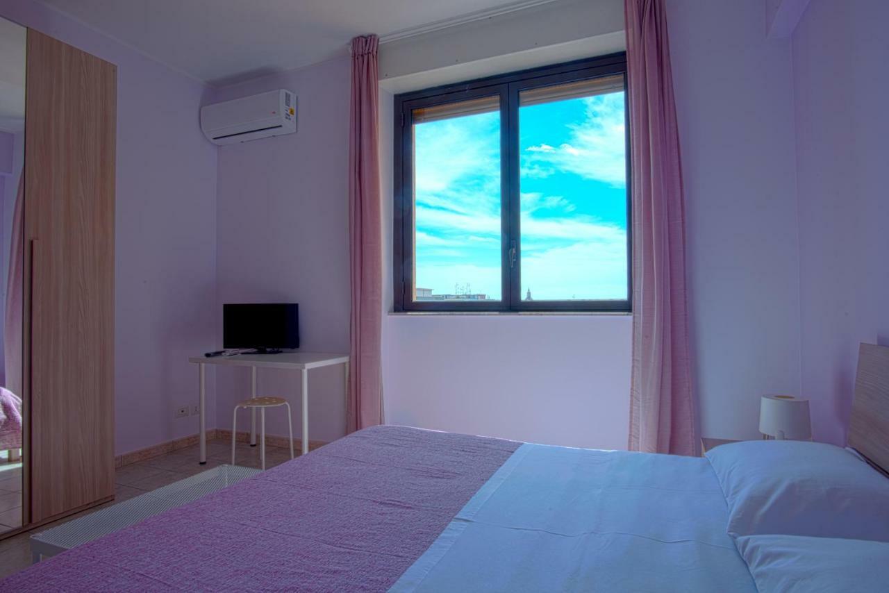 Ofelia House&Rooms Cibali Bagian luar foto