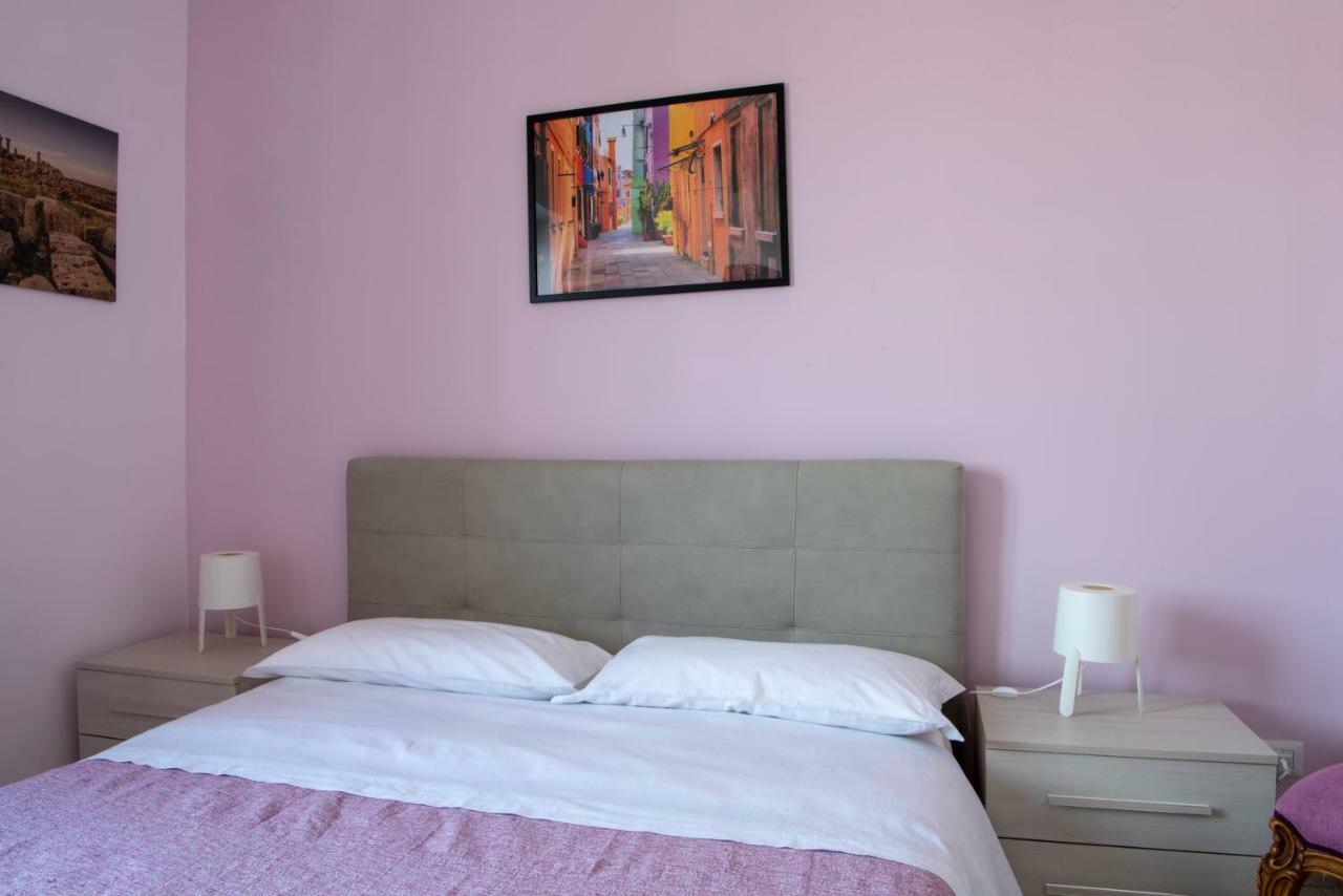 Ofelia House&Rooms Cibali Bagian luar foto