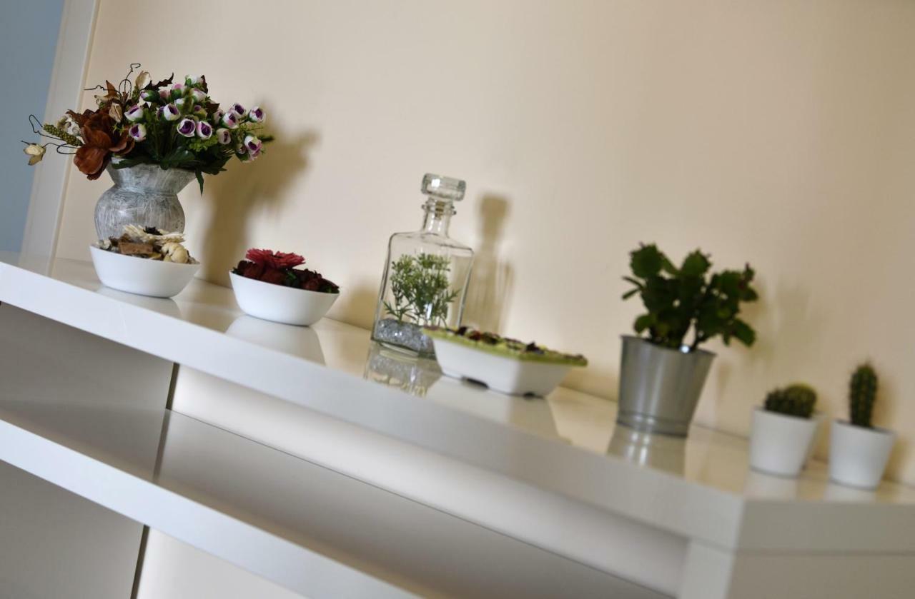 Ofelia House&Rooms Cibali Bagian luar foto